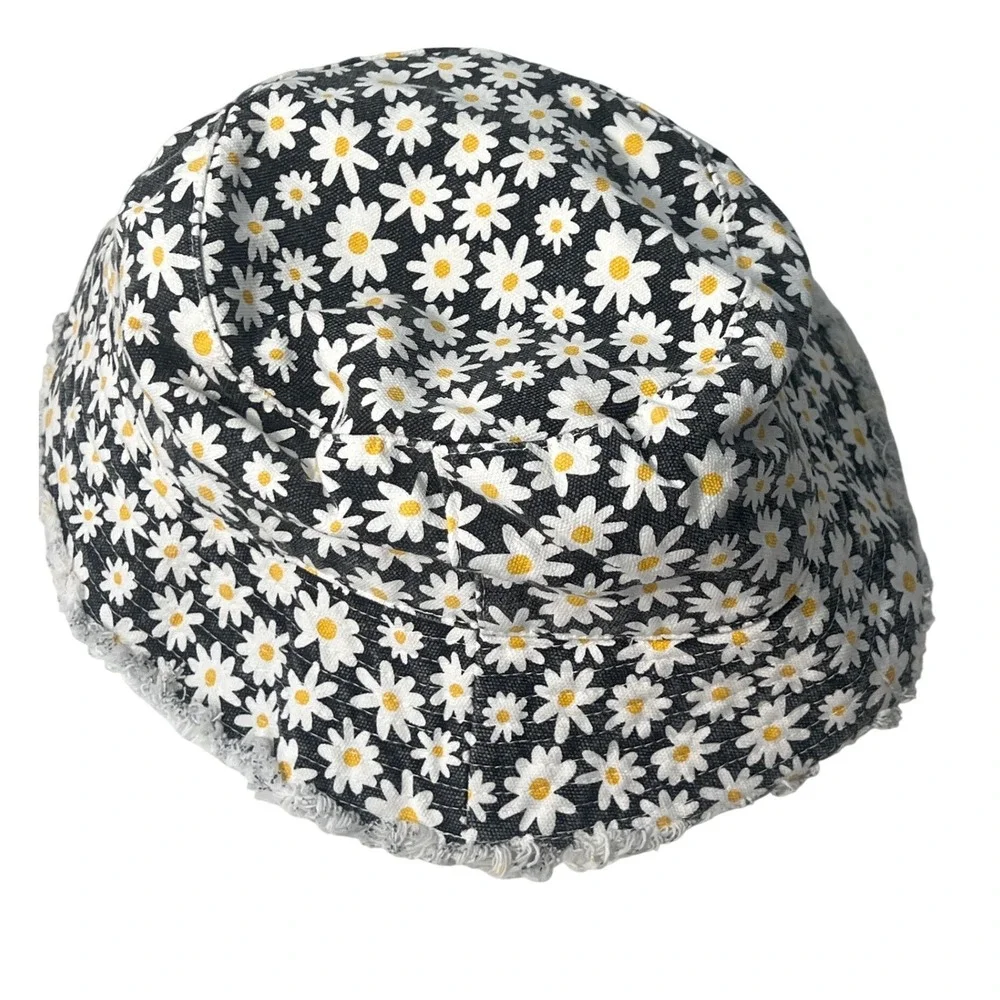 Black White Daisy Floral Bucket Hat One Size Fits Most Cottagecore Streetwear‎